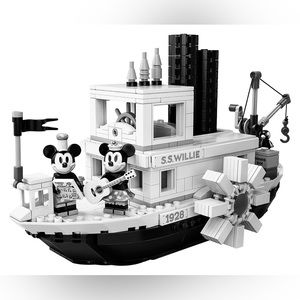 Rare: steam boat Willie Lego set.